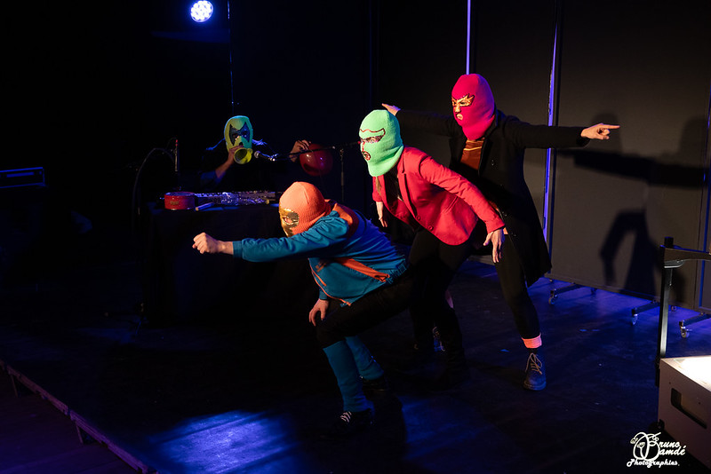 Spectacle – Super super super